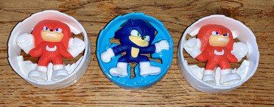 Sonic The Hedgehog 3 ~Knuckles White Roller Toys & Sonic Blue Roller ~McDonalds