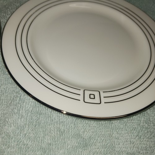 Kate Spade Gold Trim McCormick LENOX Bread Plates. 5.5" & 6". New 2pcs - Picture 2 of 9