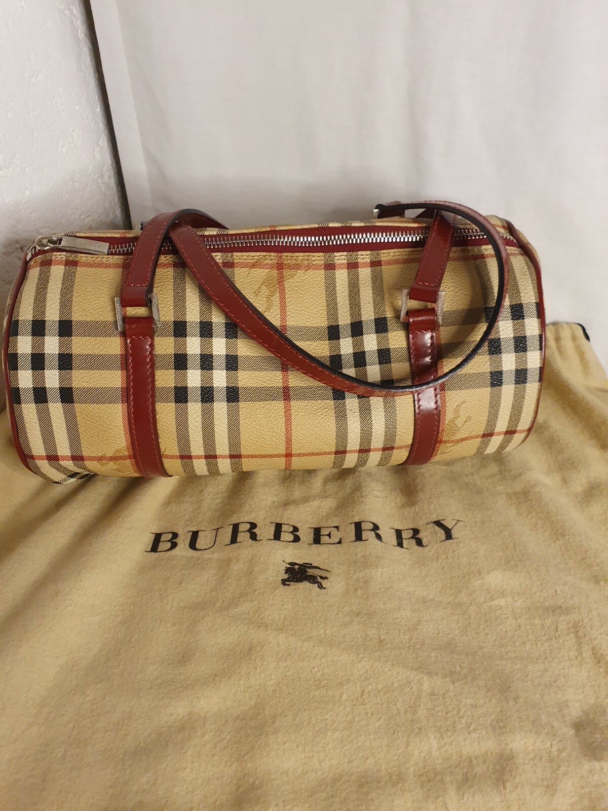 Venta de Botas Rojas Andrea | 98 articulos de segunda mano