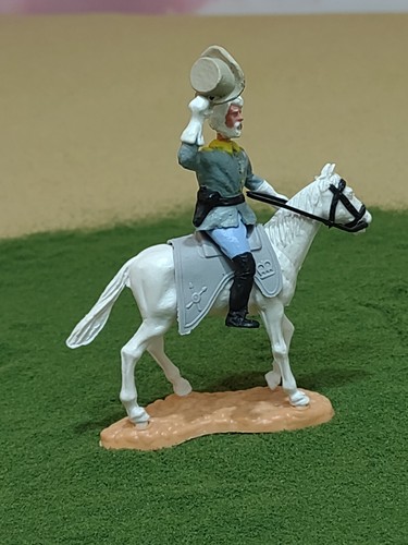 Timpo General Robert E. Lee Mounted w/ Traveler Custom Detailed 1/32 Scale ACW - Picture 8 of 11