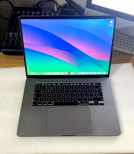 OSX 2024 | Apple MacBook Pro 16" 2019 - DG 2.6 i7 16GB RAM 512GB SSD + WARRANTY