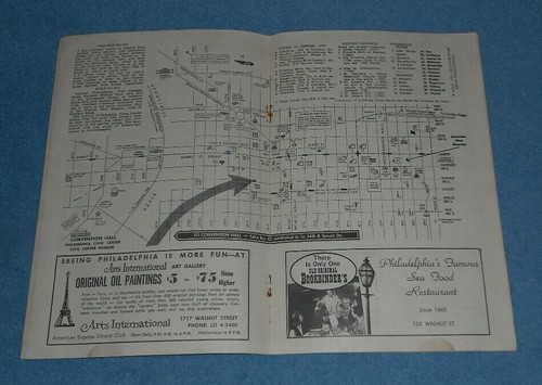 Philadelphia Spot Lite Magazine Oct 14 1967 Carolyn Jones In The Homecoming - Picture 3 of 4