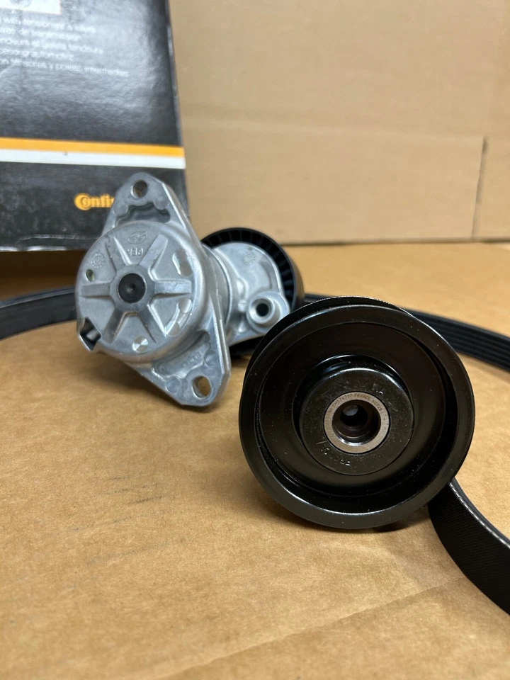 NUEVO Kit de componentes de transmisión por correa serpentina ContiTech ADK0012P SE ADAPTA A MERCEDES-BENZ Foto 3 de 4