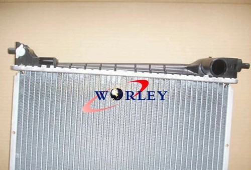 Radiator Replaces Ford Falcon AU AU2 AU3 6Cly V8 98-02 Fairmont Fairlane A/T - Picture 6 of 6
