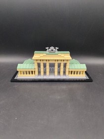 Lego Architecture 21011 Brandenburg Gate 2011 (Used)