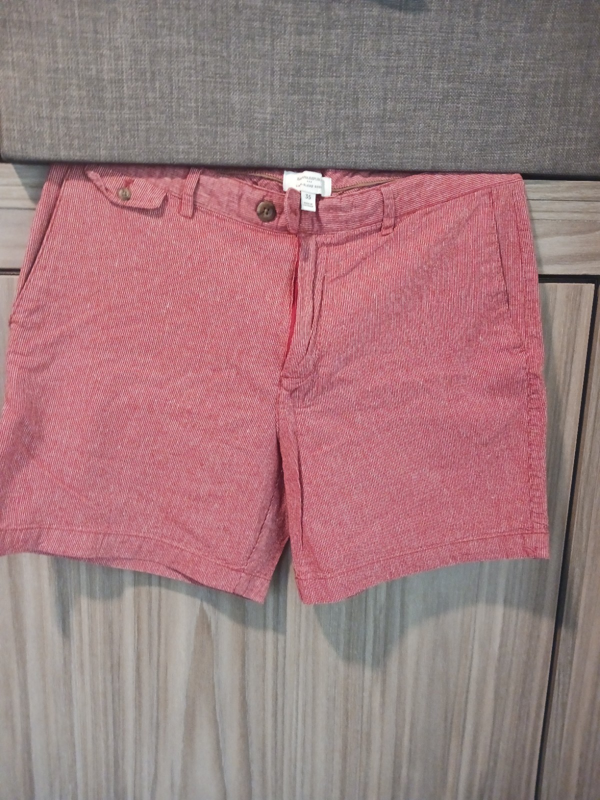 Banana Republic  Linen Blend Chino Shorts Size 35