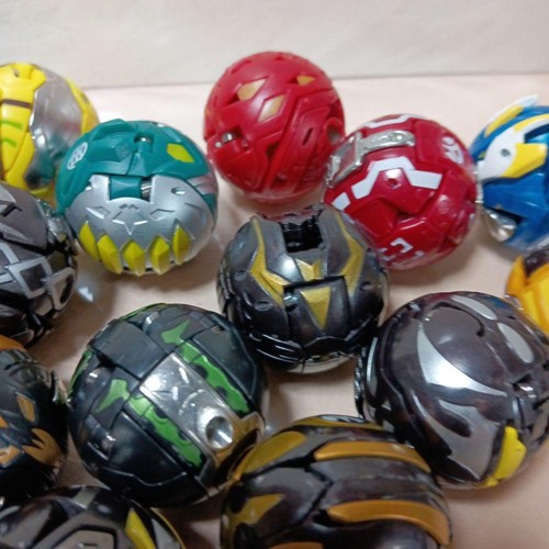 Bakugan set 17 pezzi - Foto 3 di 14