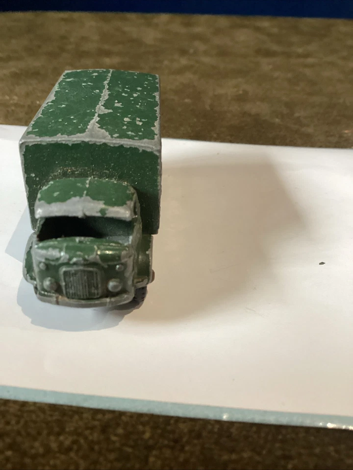 Ambulancia de servicio Matchbox de Lesney No.63 Ford 3 toneladas 4x4 usada Foto 2 de 4