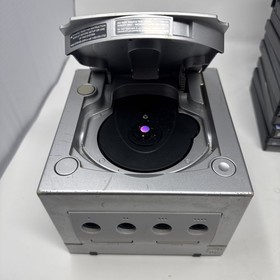 Nintendo GameCube DOL-101 USA AS IS Console Lot With 15 Games READ UNTESTED