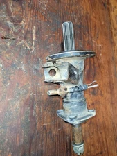 1986 Kawasaki Bayou KLF300A LEFT REAR BACK AXLE CARRIER TUBE W AXLE