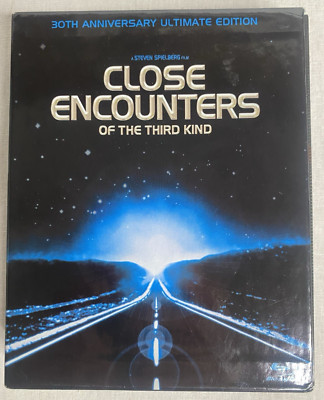 Close Encounters of the Third Kind 30th Anniversary Blu-ray 2-Disc Set w/ Book