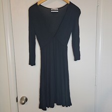 Urban Outfitters Dress Black Plunging V-Neck Short Sleeves Pockets Stretch Sz S