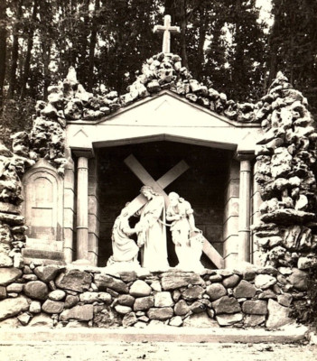 c1930 ERIN WIS HOLY HILL 6t STATION VERONICA WIPES JESUS FACE RPPC POSTCARD P434