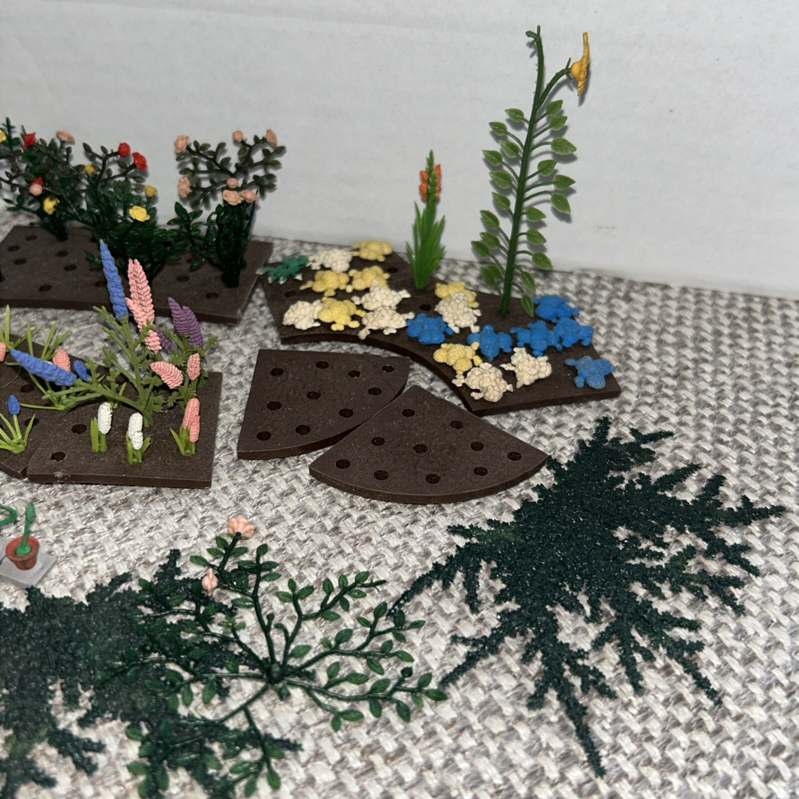 BRITIANS FLORAL GARDEN JOB LOT VINTAGE RARE ITEMS FLOWERS BEDS eBay