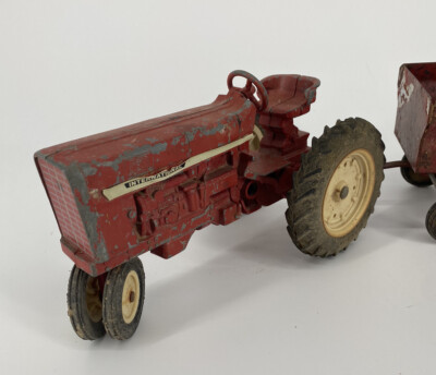 Vintage Ertl Metal International Harvester Red Toy Tractor Die