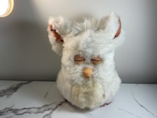 Furby "MARSHMALLOW" 2005 bianco e crema con occhi marroni 59294 NON FUNZIONANTE 