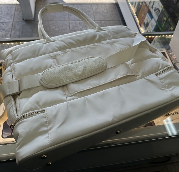 iPack Puffy Fashion Tote Ivory Luggage Bag Travel Adjustable Strap Laptop NEW