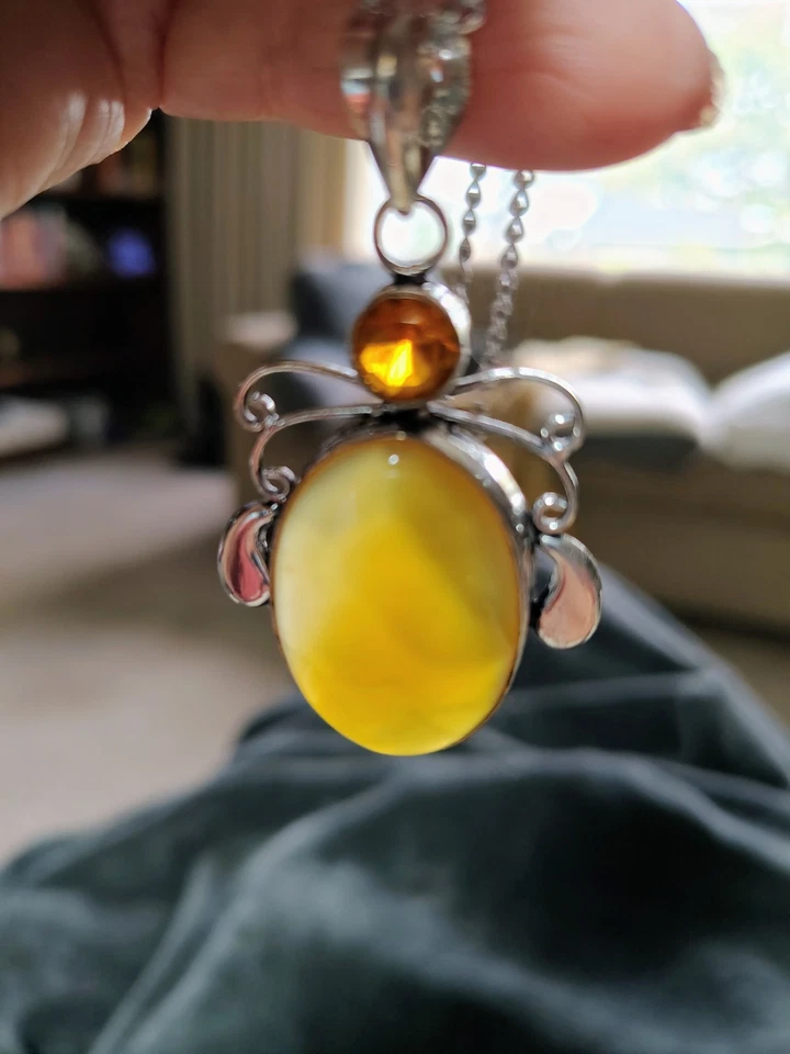 Colar pingente de prata esterlina amarelo turmalina com sotaque de vidro facetado boho - Imagem 4 de 4