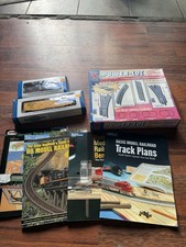 HO Scale Model Trains, Tracks, And Books Lot