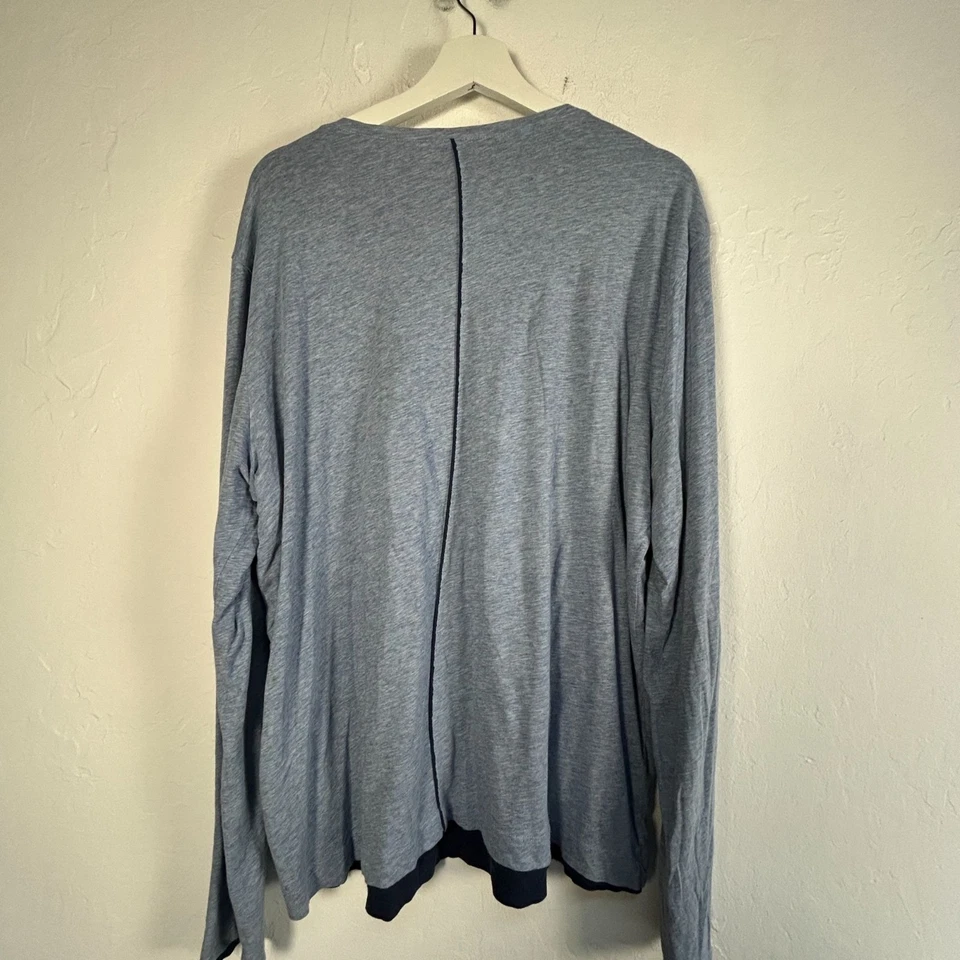 Pullover grande gris/azul de manga larga de algodón Pima de doble capa para mujer Vince Foto 2 de 4