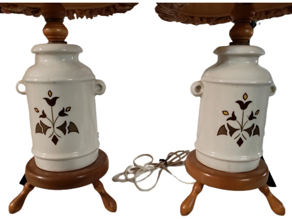 Pair of Vintage ceramic/Wood Lamps with Milk-Can and Stool Country Cow Colonial - Image 3 of 4