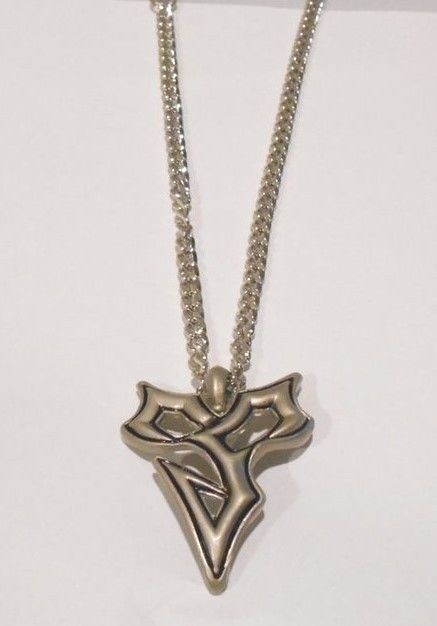 FINAL FANTASY X 10 TIDUS STEEL PENDANT ON HEAVY 19
