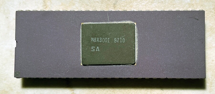 Signetics N8X300I 16 Bit Microprocessor
