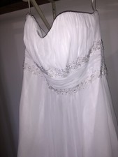 16w David's Bridal 9V9743 Wedding Dress White