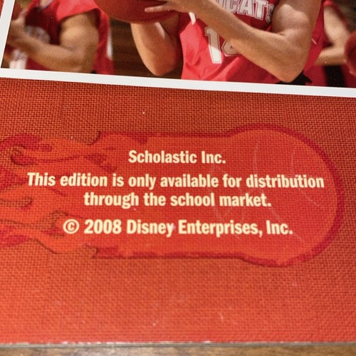 2008 High School Musical Wildcats Team Scrapbook Property Of Troy Zac Efron - Picture 7 of 11