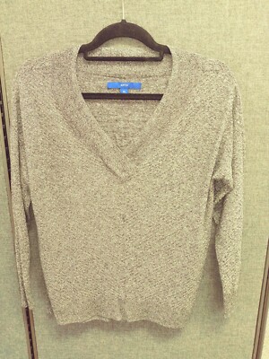 Apt Women's V neck sweater, black grey, Size PS