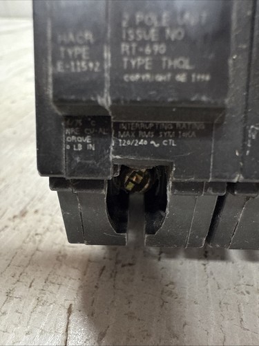 Disyuntor Ge 30 Amp a granel - Imagen 4 de 8