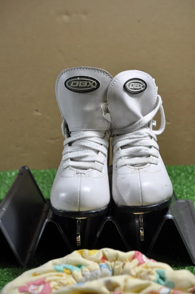 Patins bonecos de gelo infantis DBX tamanho 11 J EUA/28 EUR com protetores #151 - Imagem 3 de 4