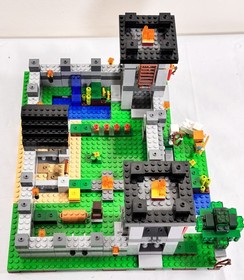 Vintage Lego Retired Minecraft 'The Fortress' 21127  Set 99.99% Complete! No Box