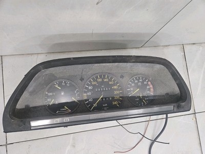 OEM Speedometer for 1986 Mercedes W126 500SEC Coupe   VDO 126 542 62 01