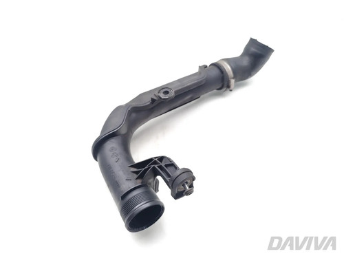 VW Passat Ladeluftkühler-Rohrschlauch 1.6 TDI Diesel 77kW (105 HP) 1K0145762