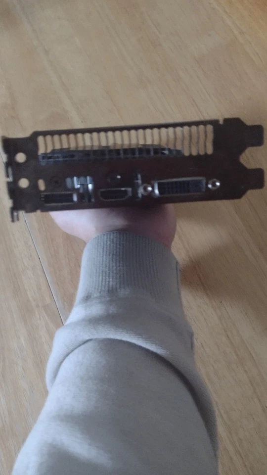 ASUS Nvidia GeForce GTX 1050 3gb VRAM Single Fan Low Profile  - Image 2 of 3