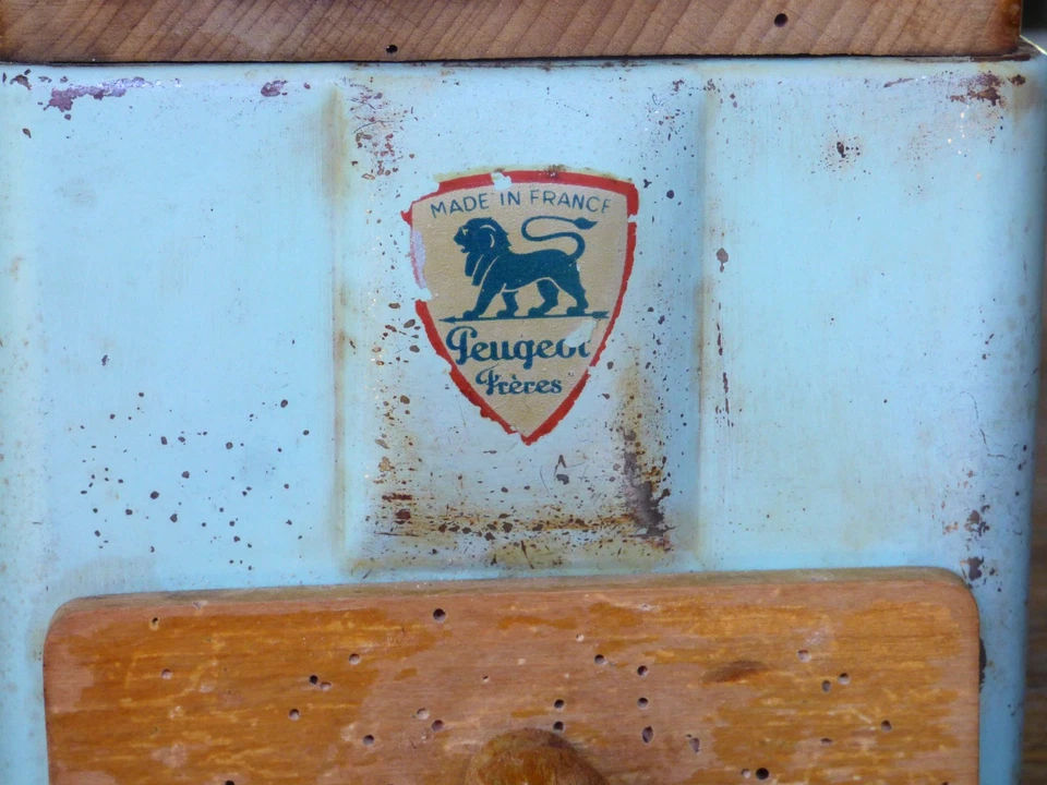 Ancien Moulin à Café PEUGEOT en Bois et Métal Bleu - Vintage - Photo 2/4