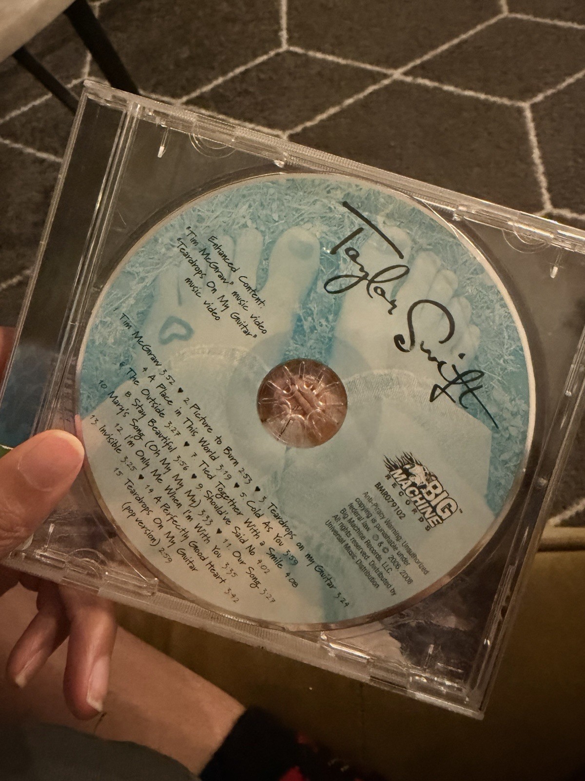 Taylor Swift Self Titled Debut CD 2008 15 Songs TESTED