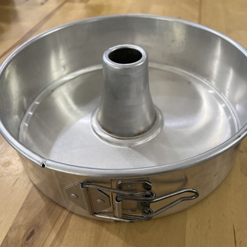 Vintage Springform Pan w/ Tube Angel Food Cake Pan 9x3 Hillside Metal
