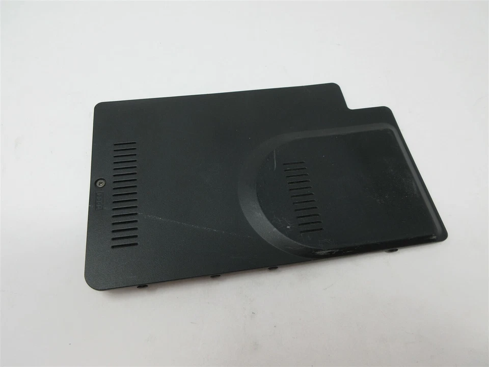 Крышка сервисная нижняя RAM Gateway M-6873h серия M-68 W650i B1945032G00094 - Изображение 2 из 2