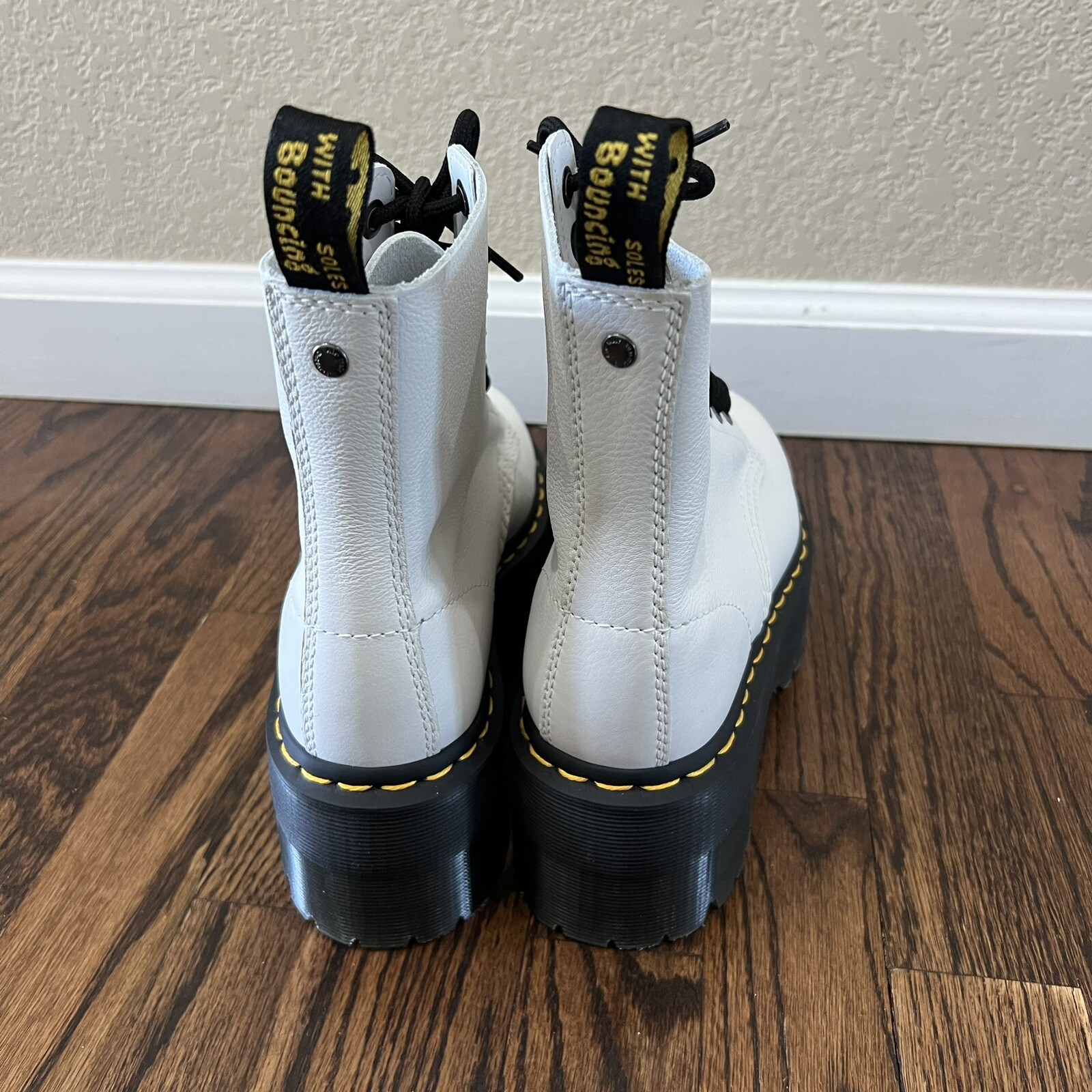 DR. MARTENS 1460 Pascal Max Optical White Platform Boots Women’s Size 6 Sold Out image 10