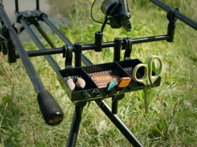 Rod Pod Buzzbar Bankstick Ablage für Kleinteile Tackle Delphin ShelfPOD