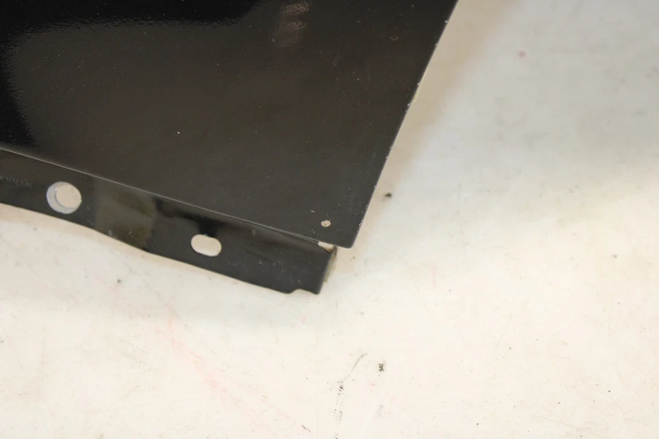 Nissan 370z 2009-2020 guardabarros derecho (G41) OEM **solo camioneta local** La2 Foto 2 de 4