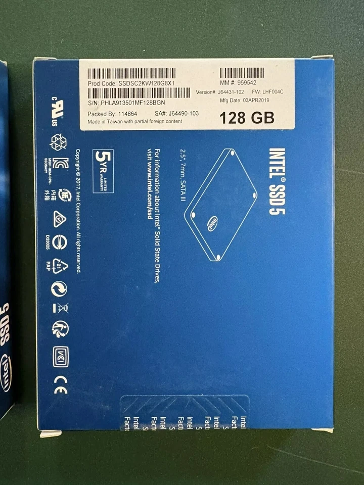 Intel 545s Series Solid State Drive, SATA III 2.5" 128GB SSD SSDSC2KW128G8X1 - Image 2 of 3