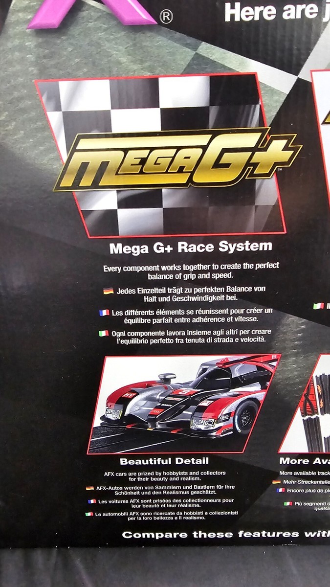 AFX Snap-on HOスロットカーセット 66.2フィート AFX Snap-On SSX24P103 World's LONGEST HO Slot Car Set! 66.2 Feet