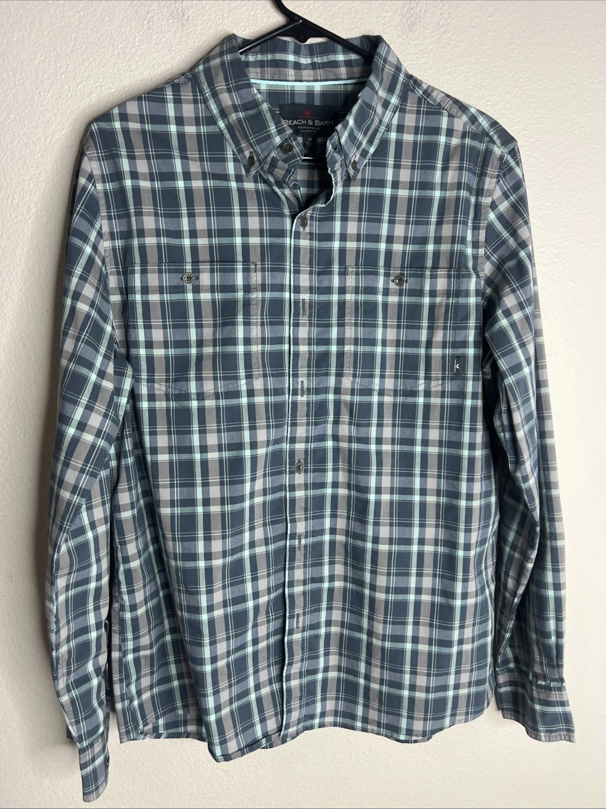 Beach & Barn Mens Shirt Medium Button Up Comfy Blue Plaid Long Sleeve Plaid EUC