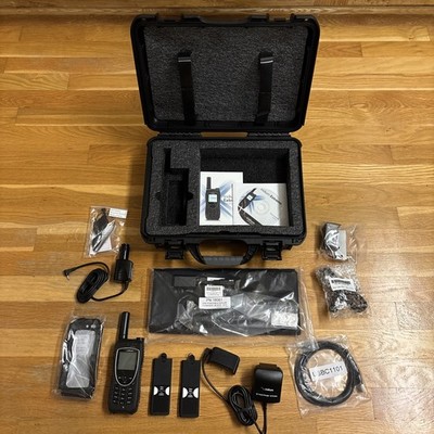 Iridium Extreme 9575 Satellite Phone + Iridium Extreme Executive Accessory Pack