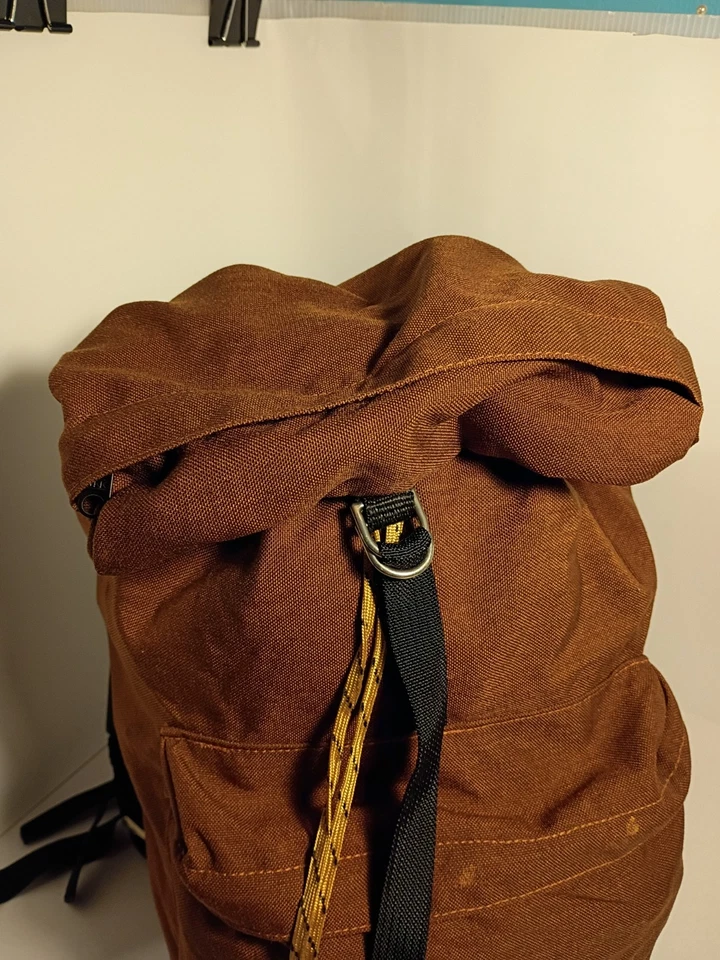 Rare Vtg 1970's DOLT CALIFORNIA TRAVEL BAG BLUE/RED Tag CANVAS Backpack 🎒 Brown - Image 3 of 4