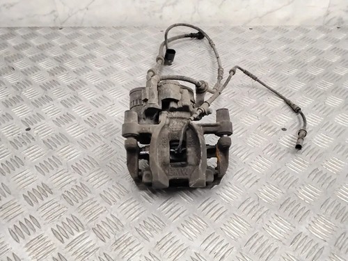 BMW 2 Active Tourer F45 Support hinten rechts 6798958 1.50 Diesel 2016 34035318