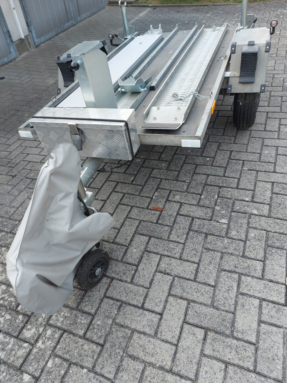 Bild 1 von 7